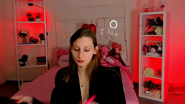 EllaHorton online show from February 2025 12:56:01 PM