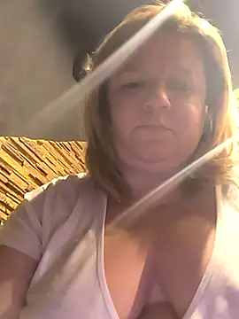 Snapshot of jusichka chatting on February 2025 09:36:02 PM jusichka online show from February 2025 09:36:02 PM