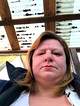 Snapshot of jusichka chatting on February 2025 08:18:01 AM jusichka online show from February 2025 08:18:01 AM