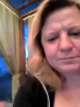 Snapshot of jusichka chatting on March 2025 04:18:01 PM jusichka online show from March 2025 04:18:01 PM