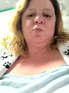 Snapshot of jusichka chatting on March 2025 05:25:02 PM jusichka online show from March 2025 05:25:02 PM