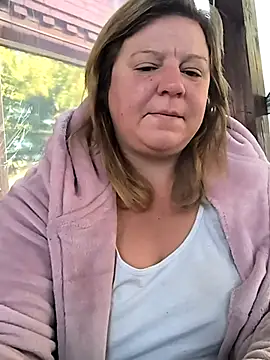 jusichka online show from November 2025 05:52:02 AM