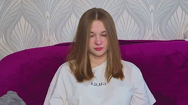 CharryClim online show from September 2025 04:39:02 AM