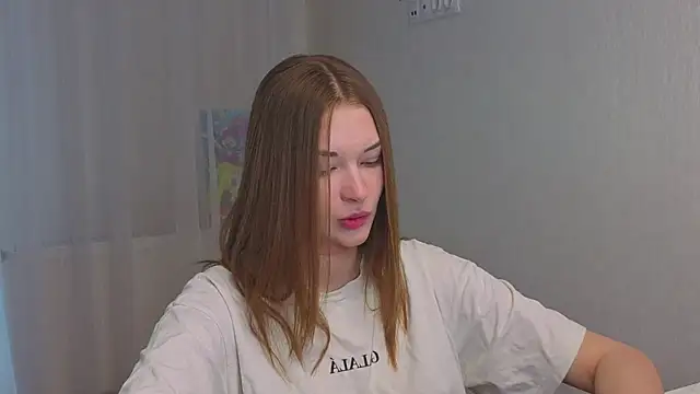 CharryClim online show from October 2025 04:20:01 AM