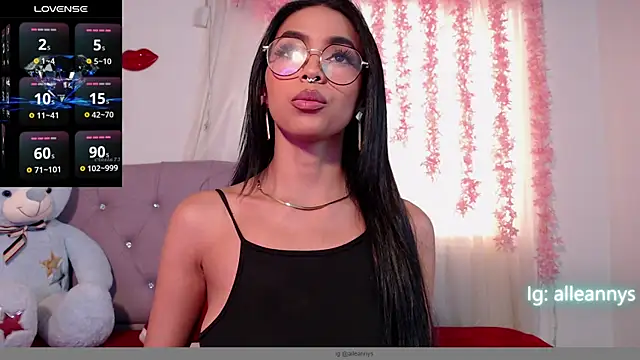 Alleanys Cristal online show from March 2025 05:29:01 PM