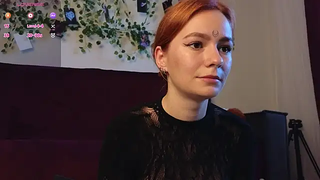 Snapshot of girl_with_snaketatto0 chatting on October 2025 02:39:02 AM girl with snaketatto0 online show from October 2025 02:39:02 AM