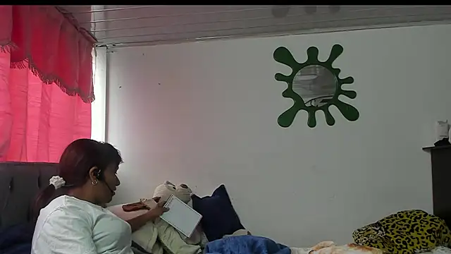 Laflaka22 online show from November 2025 04:40:01 PM