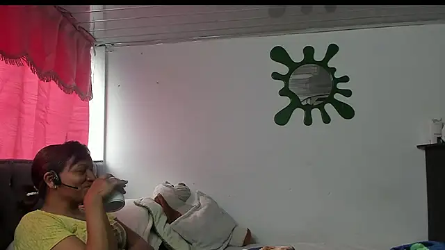 Laflaka22 online show from November 2025 03:55:01 PM