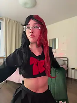 Evangeline Lawrence  online show from December 2024 12:50:02 PM