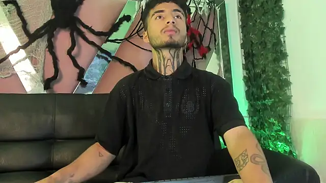 Snapshot of JuanCamiilo_66 chatting on October 2025 03:37:02 AM JuanCamiilo 66 online show from October 2025 03:37:02 AM