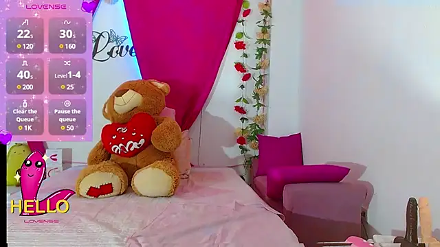 natashakissess online show from December 2024 03:54:02 PM