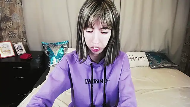 Unusual G online show from October 2025 05:13:01 AM