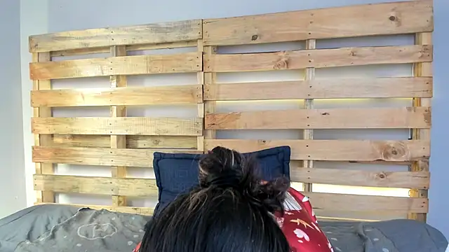 bulma bambina  online show from October 2025 07:58:02 PM