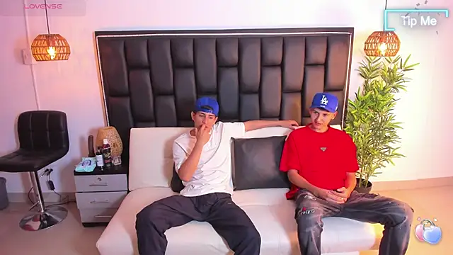 Crazy nigth01 online show from October 2025 02:30:01 AM