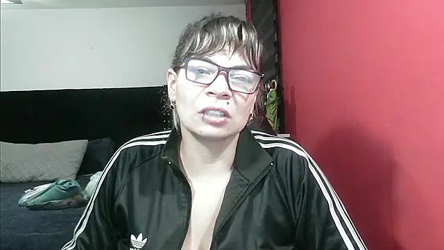 charlotedoll online show from October 2025 04:49:01 AM