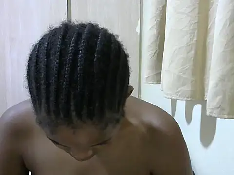 Snapshot of queen-sasha chatting on February 2025 06:09:02 PM queen-sasha online show from February 2025 06:09:02 PM