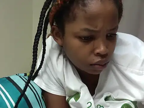 Snapshot of queen-sasha chatting on October 2025 02:17:02 PM queen-sasha online show from October 2025 02:17:02 PM