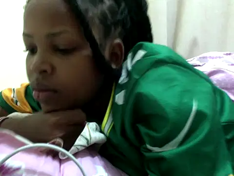 Snapshot of queen-sasha chatting on October 2025 06:32:02 AM queen-sasha online show from October 2025 06:32:02 AM