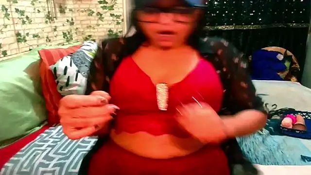 Snapshot of Indian_Blaze00 chatting on March 2025 07:34:02 PM Indian Blaze00 online show from March 2025 07:34:02 PM