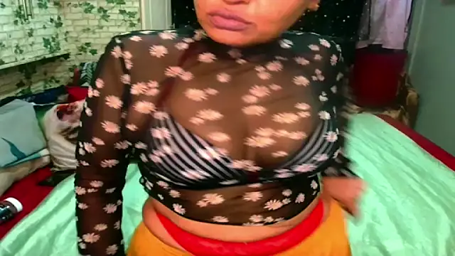 Snapshot of Indian_Blaze00 chatting on March 2025 08:32:02 PM Indian Blaze00 online show from March 2025 08:32:02 PM