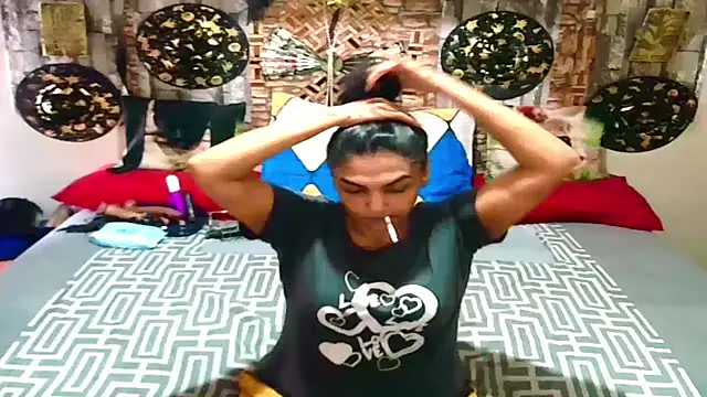 Snapshot of Indian_Blaze00 chatting on October 2025 10:05:01 AM Indian Blaze00 online show from October 2025 10:05:01 AM