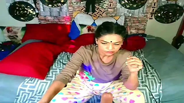 Snapshot of Indian_Blaze00 chatting on October 2025 10:53:02 PM Indian Blaze00 online show from October 2025 10:53:02 PM