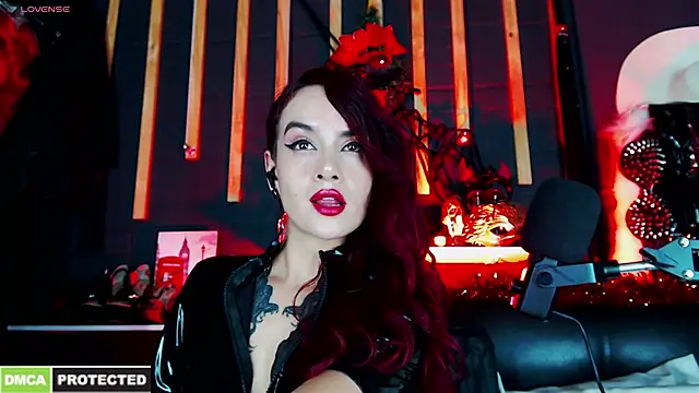 Snapshot of Liilith_goddess_ chatting on December 2025 04:17:01 AM Liilith goddess online show from December 2025 04:17:01 AM