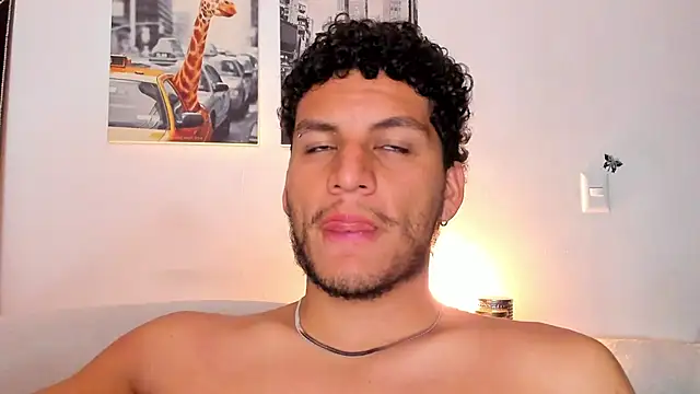 Snapshot of Curlblue chatting on February 2025 05:16:01 AM Curlblue online show from February 2025 05:16:01 AM