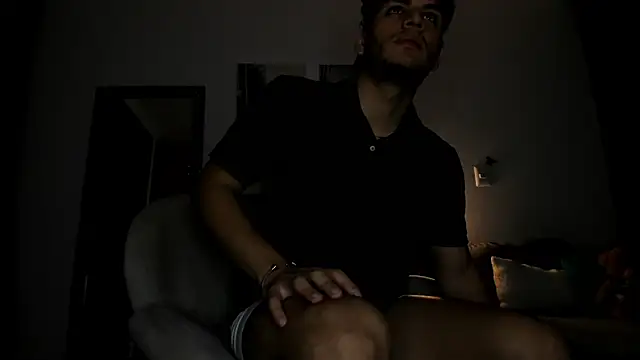 Snapshot of Curlblue chatting on March 2025 03:01:01 AM Curlblue online show from March 2025 03:01:01 AM