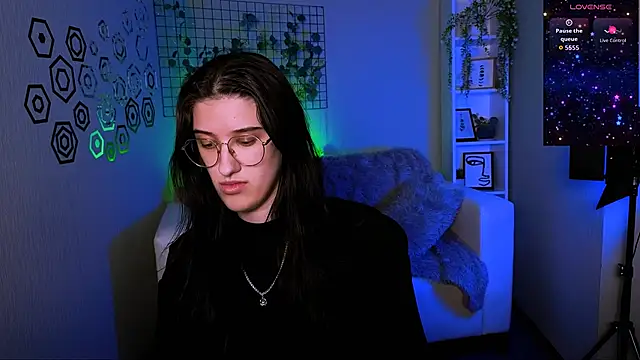 scarlet mooore online show from October 2025 12:11:02 AM