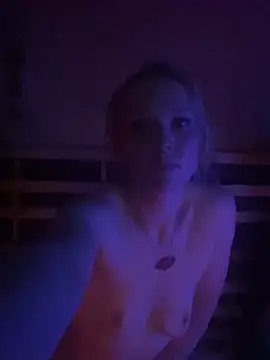 KissMysAssXoXo online show from January 2025 05:30:01 AM