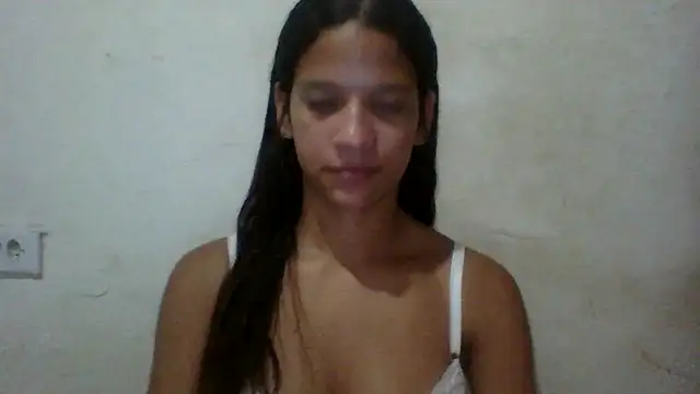 Snapshot of By_Aninha chatting on February 2025 01:10:01 AM By Aninha online show from February 2025 01:10:01 AM