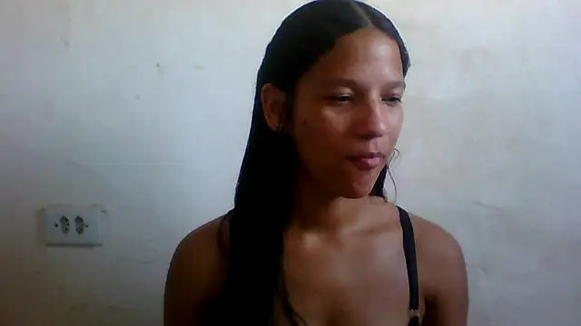 Snapshot of By_Aninha chatting on February 2025 05:39:02 PM By Aninha online show from February 2025 05:39:02 PM