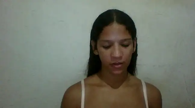 Snapshot of By_Aninha chatting on March 2025 11:00:02 PM By Aninha online show from March 2025 11:00:02 PM