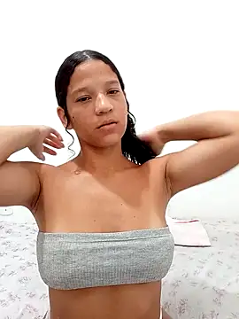 Snapshot of By_Aninha chatting on September 2025 11:56:01 AM By Aninha online show from September 2025 11:56:01 AM