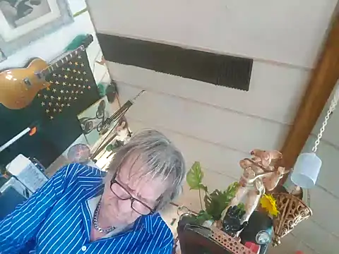 WillCum4Unow online show from January 2025 09:50:01 PM