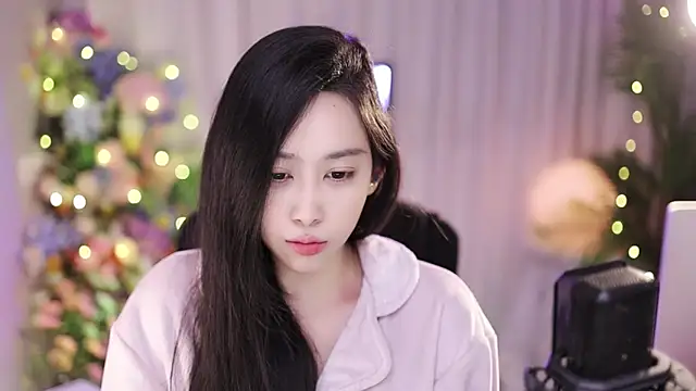 SleepArtist online show from December 2024 08:15:02 PM