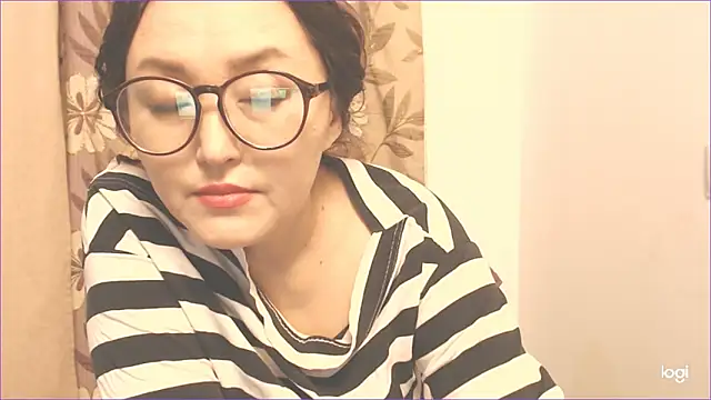 hrnyteacher online show from December 2024 09:00:02 PM