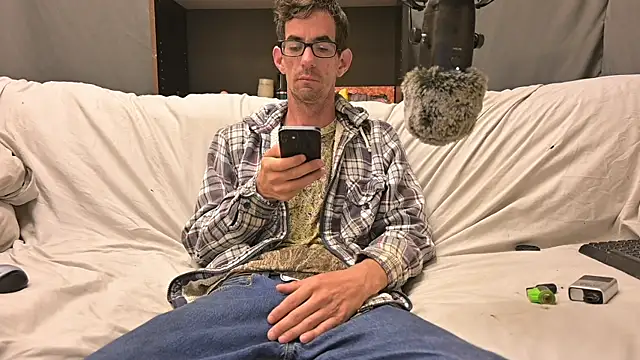 joeiandola online show from October 2025 05:47:03 PM