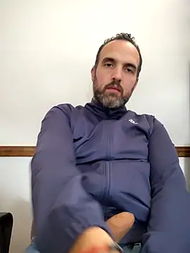 leon3875 online show from November 2025 03:24:02 PM