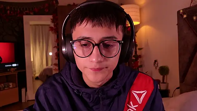 Mr evan1 online show from December 2024 12:23:01 PM