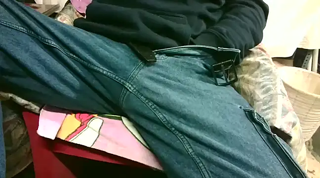 Giulio35 Pika online show from December 2024 06:45:01 AM