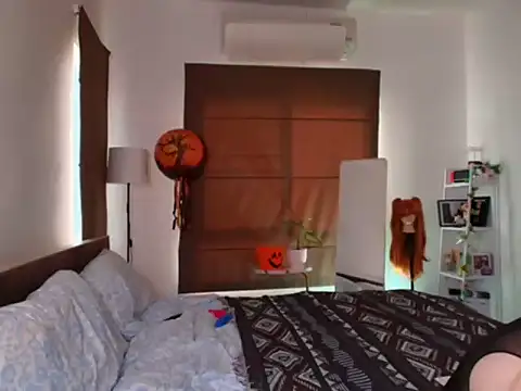 juicyshow  online show from October 2025 01:06:01 AM