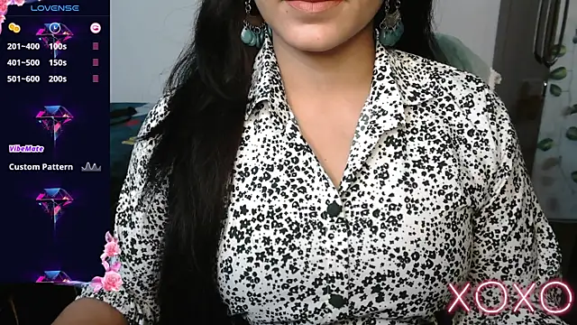 Annu-Darling online show from November 2025 05:00:02 PM