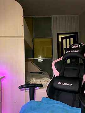 Julietta a online show from October 2025 04:15:02 PM