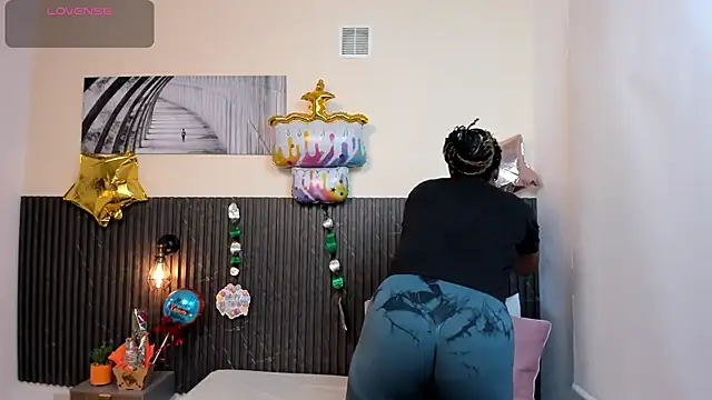 chanel brunette online show from March 2025 05:56:01 PM