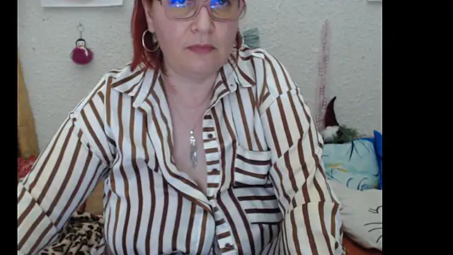 PlayfullMature online show from October 2025 10:04:02 PM