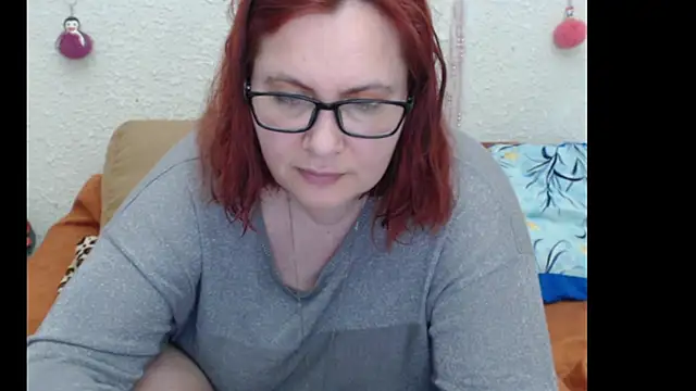 PlayfullMature online show from November 2025 04:42:01 PM