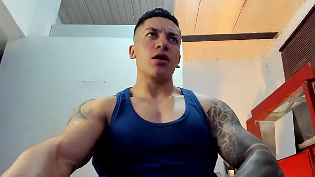 aquiles 51 online show from October 2025 10:05:01 PM