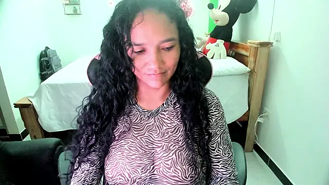 Snapshot of rayza_mature_154 chatting on October 2025 03:14:02 PM rayza mature 154 online show from October 2025 03:14:02 PM